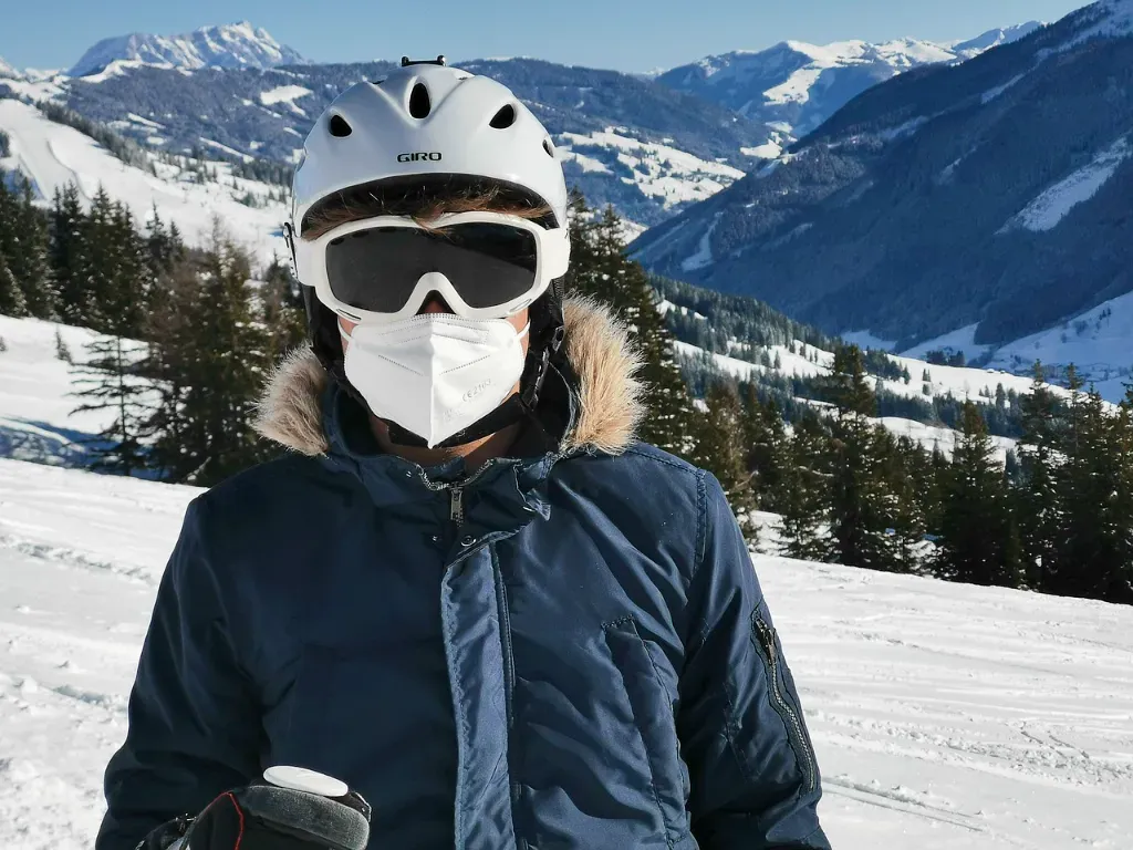 Jak zmierzyć kask narciarski